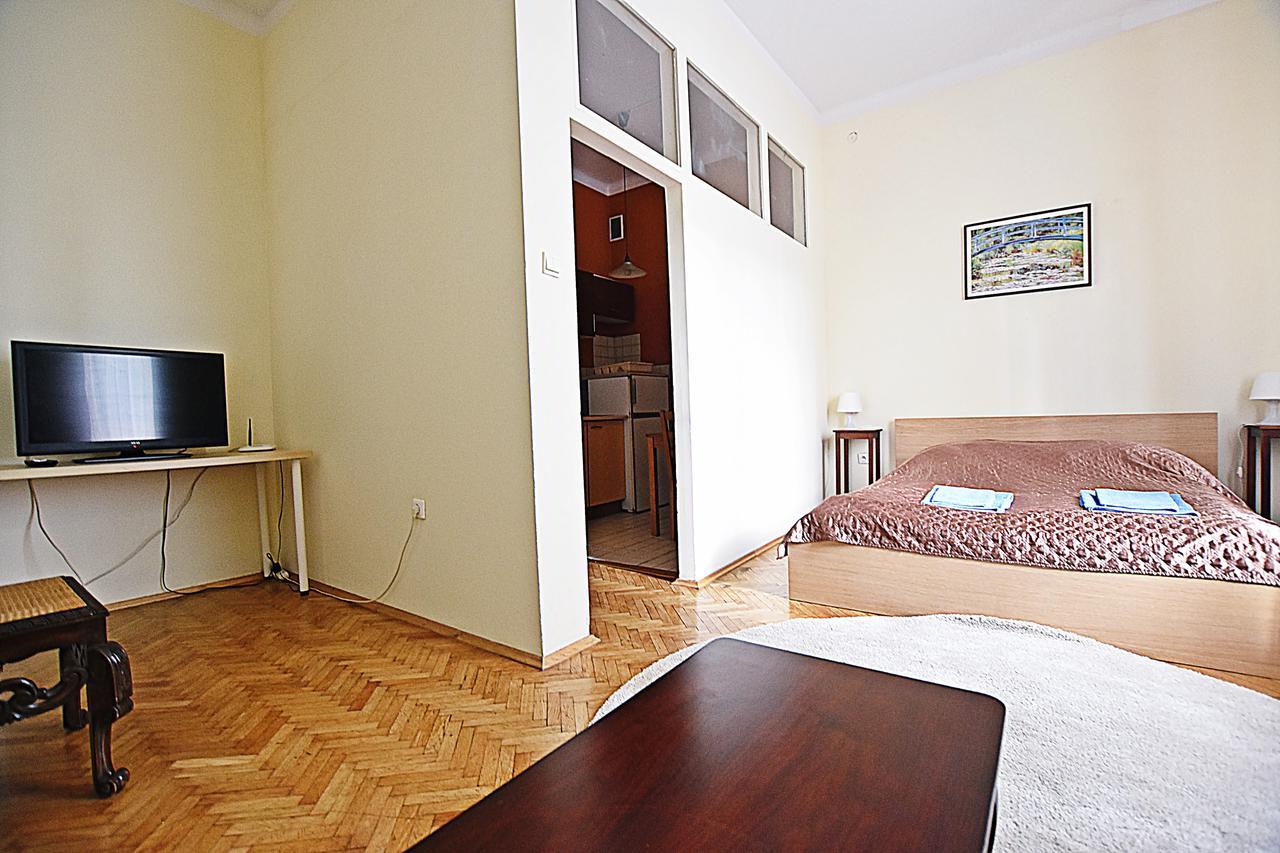 Vital Aparthotel Krasków Εξωτερικό φωτογραφία