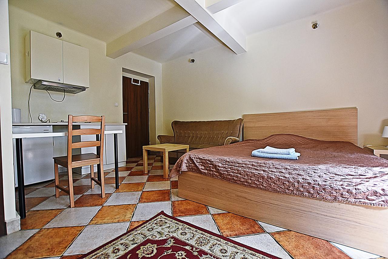 Vital Aparthotel Krasków Εξωτερικό φωτογραφία