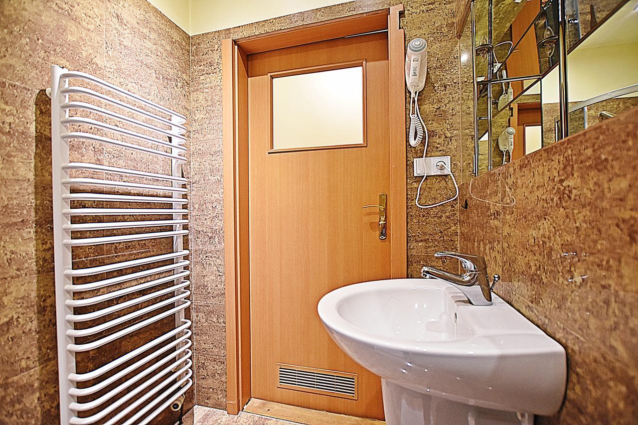 Vital Aparthotel Krasków Εξωτερικό φωτογραφία