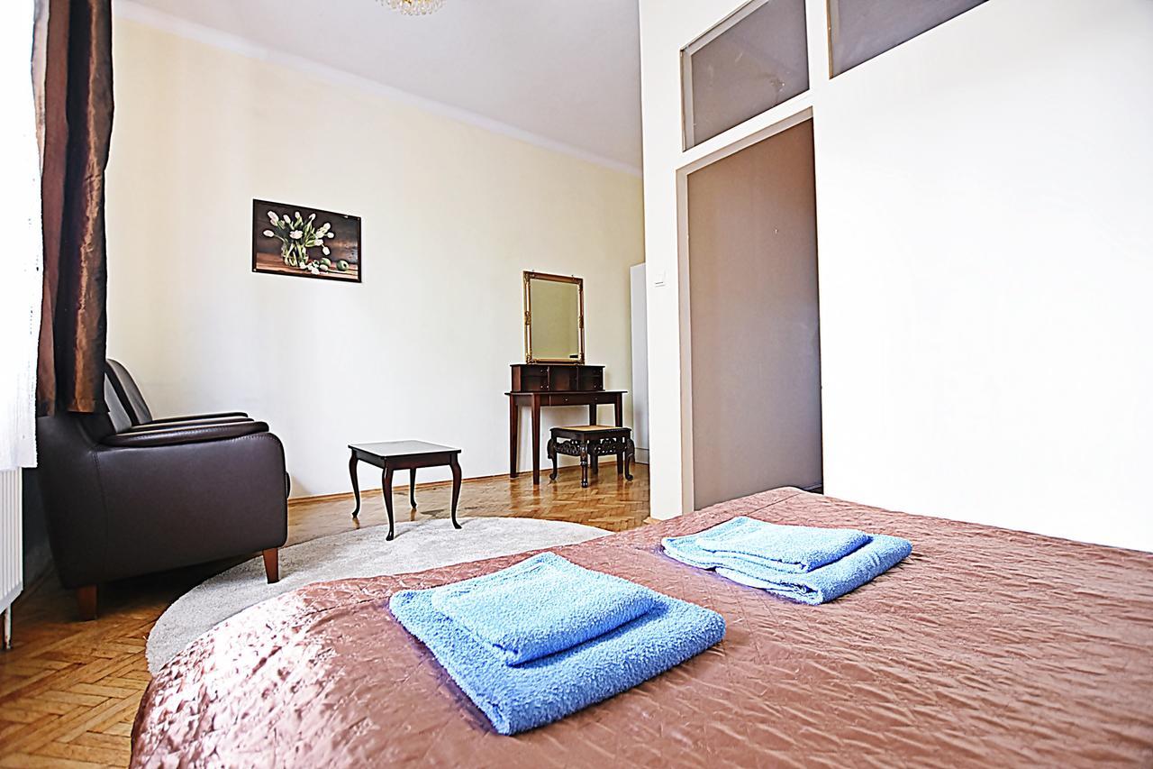 Vital Aparthotel Krasków Εξωτερικό φωτογραφία